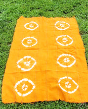 Load image into Gallery viewer, Orange and White Mud Cloth