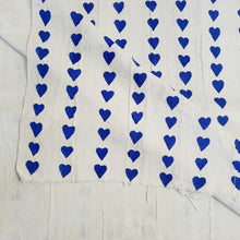 Load image into Gallery viewer, White Blue Mud Cloth