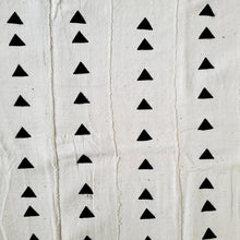 Load image into Gallery viewer, White Mud Cloth