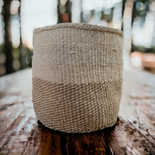 Load image into Gallery viewer, Planters