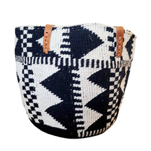 Load image into Gallery viewer, Knit kiondo Basket Bag